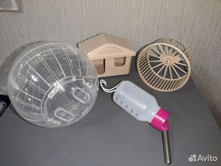 Шар, домик, колесо и поилка для хомяка