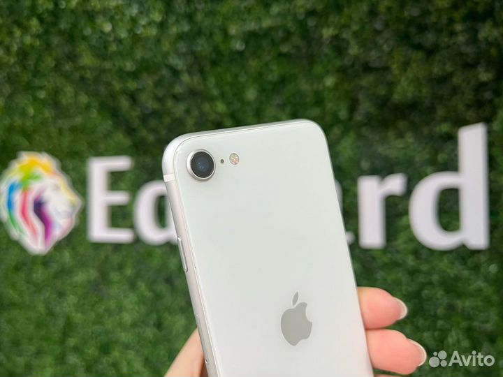 iPhone SE (2020), 128 ГБ