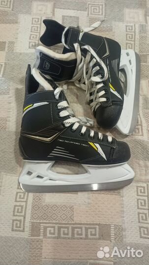 Коньки хоккейные 39 размер