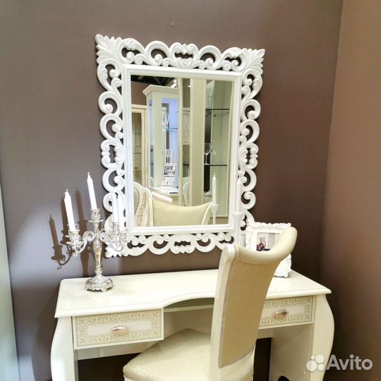 Зеркало новое