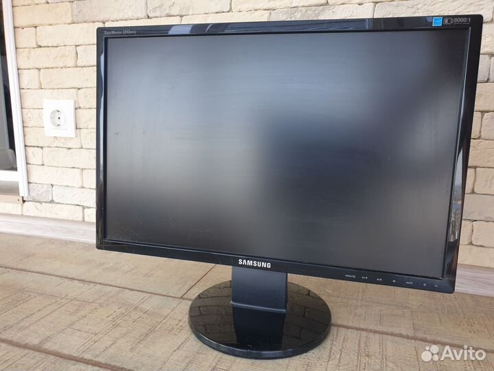 Монитор Samsung 22 дюйма