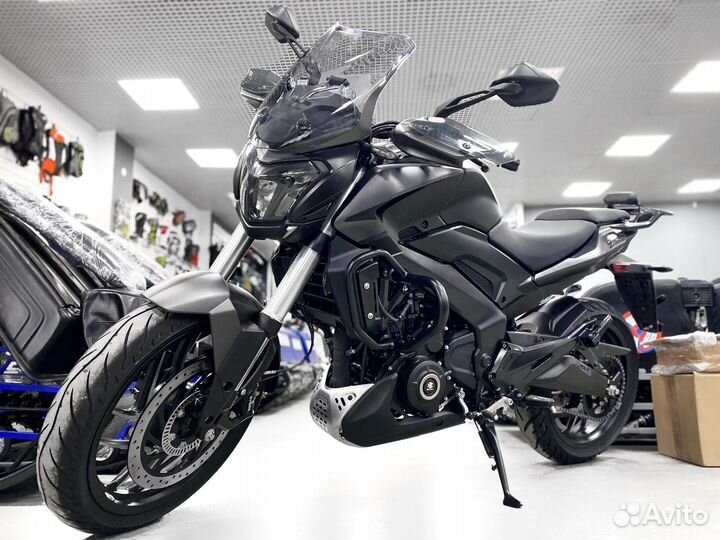 Мотоцикл Bajaj Dominar 400