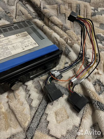 Магнитола автомобильная LCS500UR