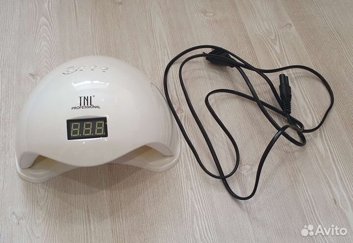 Лампа для ногтей