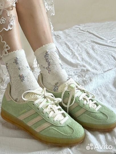 Кроссовки Adidas Gazelle Indoor Wmns 