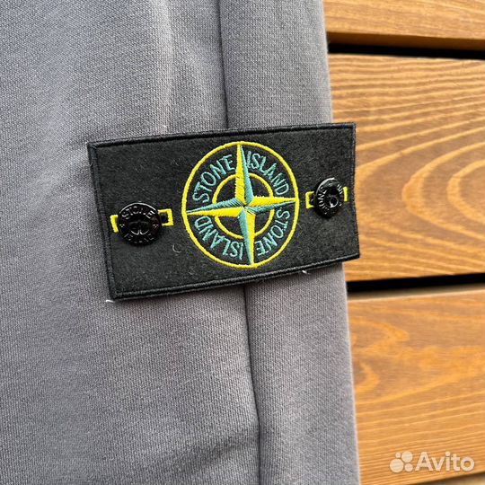 Шорты Stone island