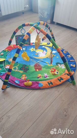 Развивающий коврик