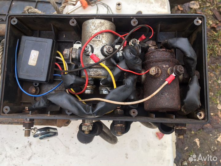 Лебедка sprut 9000