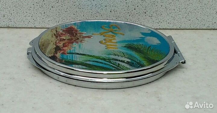 Зеркало 7, 2*7,7 см