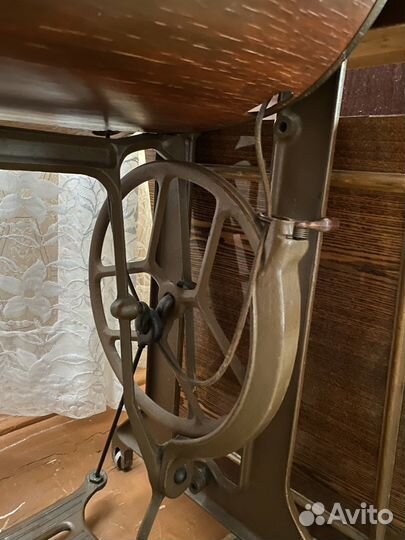 Швейная машинка пмз им. Калинина чугунная станина