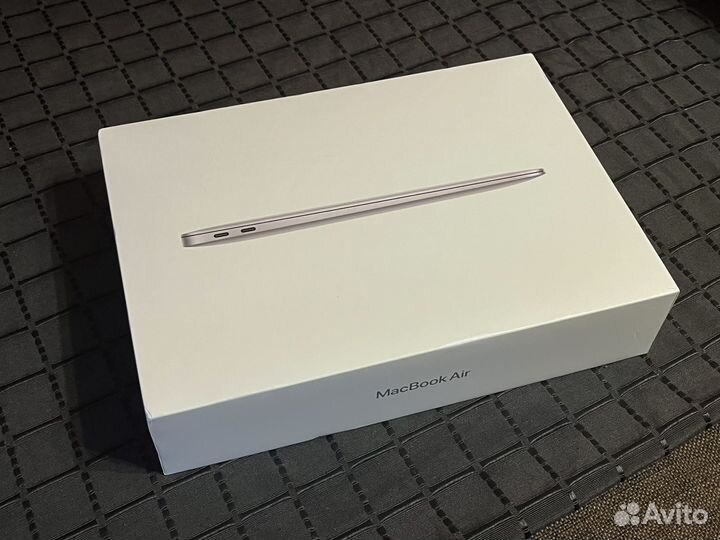 Ноутбук Apple Macbook Air 13 m1 2020 8/256