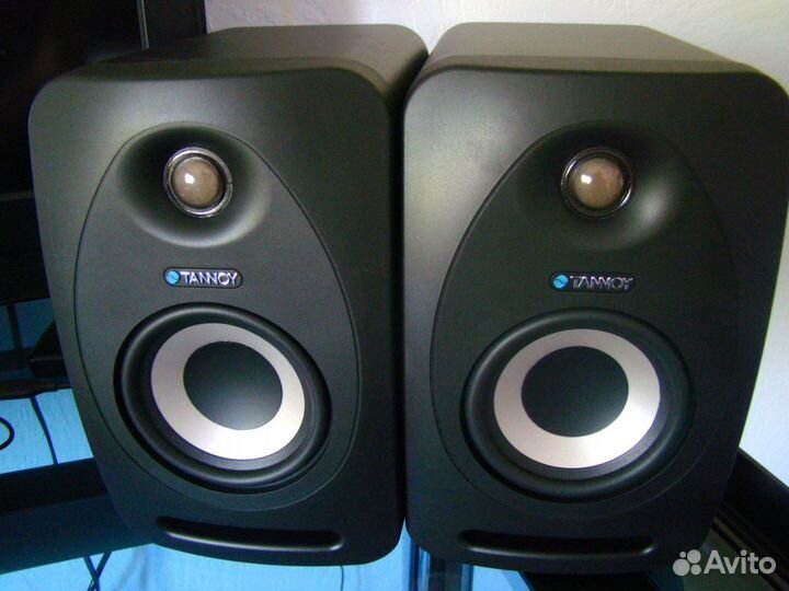 Студийный монитор Tannoy reveal 402