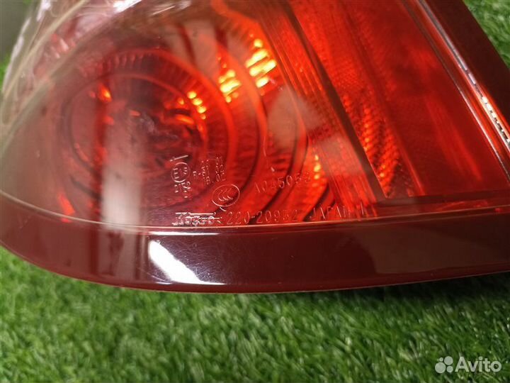 Стоп-сигнал левый Subaru Legacy BP5