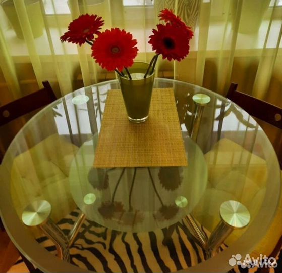 Кухонный стол