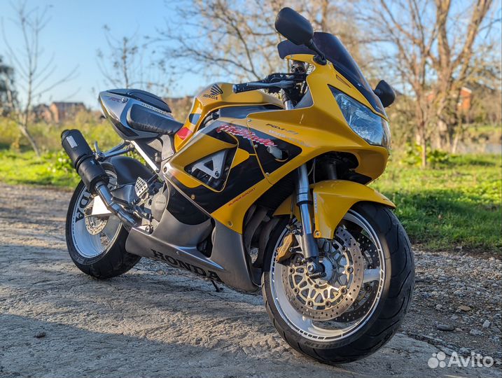 Honda CBR 929RR Fireblade