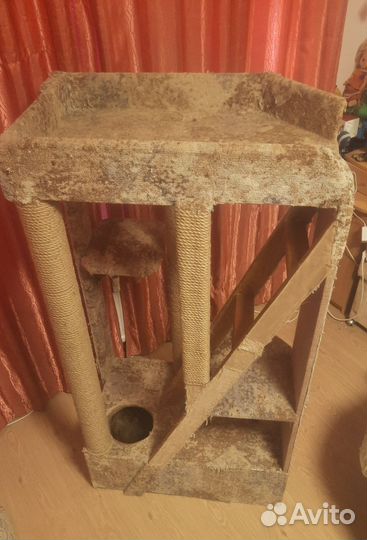 Когтеточка домик для кошки бу