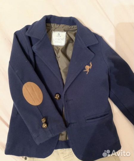 Пиджак 3- 4 года и джинсы