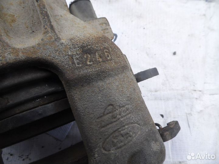 Суппорт тормозной передний правый Ford Focus I 199