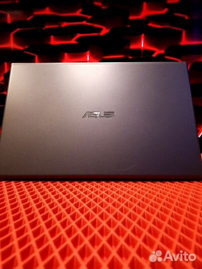 Современный ноутбук asus. Стильный, тонкий. Гарант