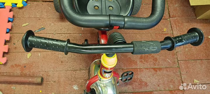 Трехколесный велосипед детский