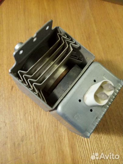 Магнетрон GoldStar 2M213