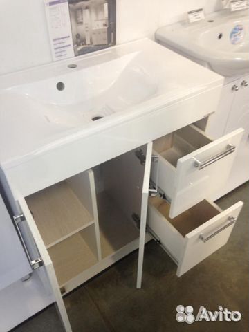 Тумба с раковиной 