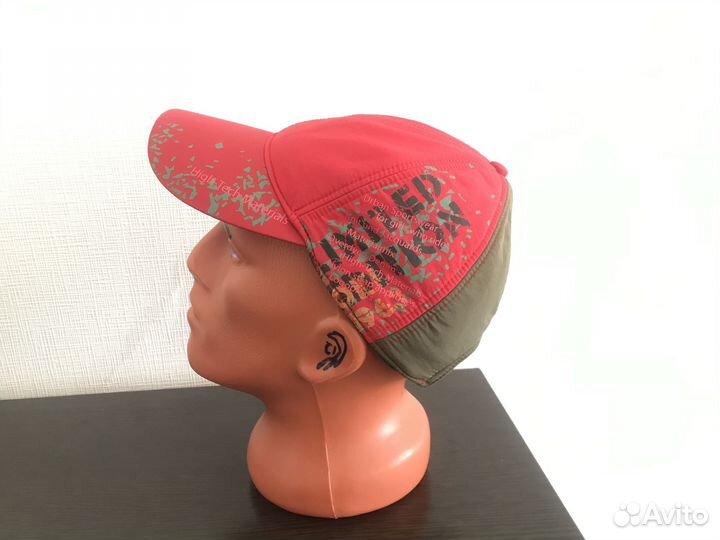 Кепка -бейсболка универсальная