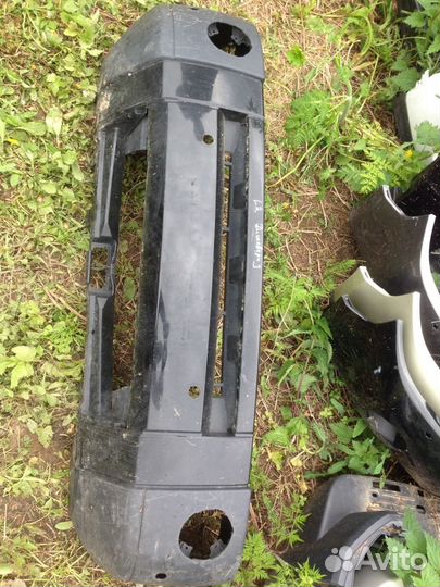 Бампер передний для Ленд Ровер Дискавери 2006-2017