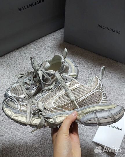 Кроссовки balenciaga 3xl worn-OUT light beige