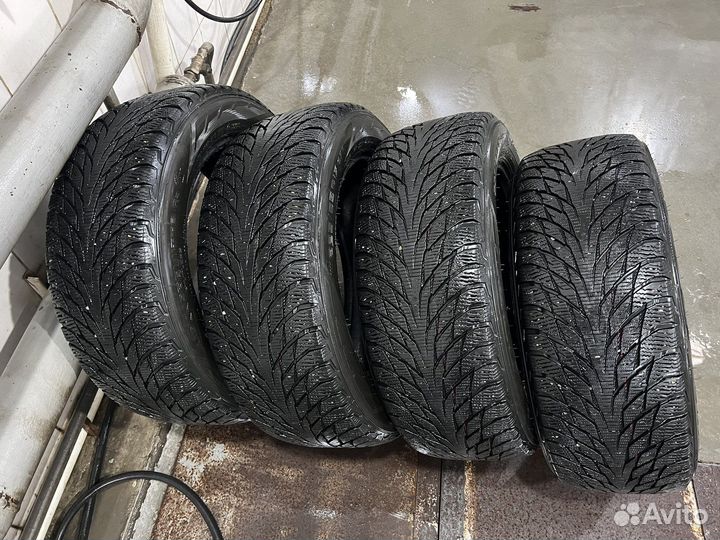 Nokian Tyres Hakkapeliitta R2 225/55 R17 97R