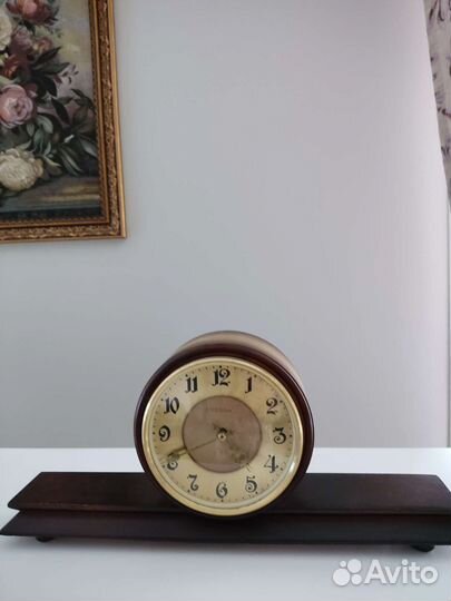 Часы настольные Весна