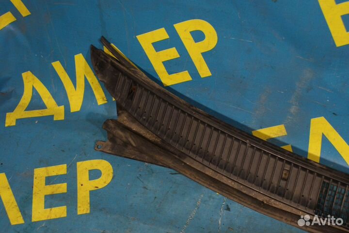 Жабо Toyota Corolla E11