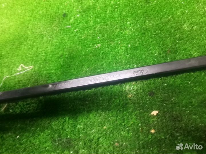 Поводок дворника передний правый Ford Mondeo 4