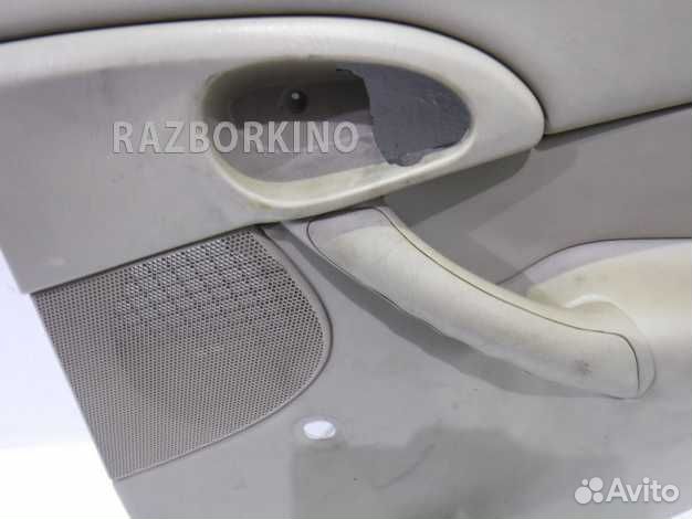 Обшивка (дверная карта) двери задней правой