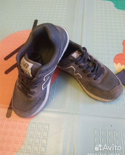 Кроссовки мужские new balance 37