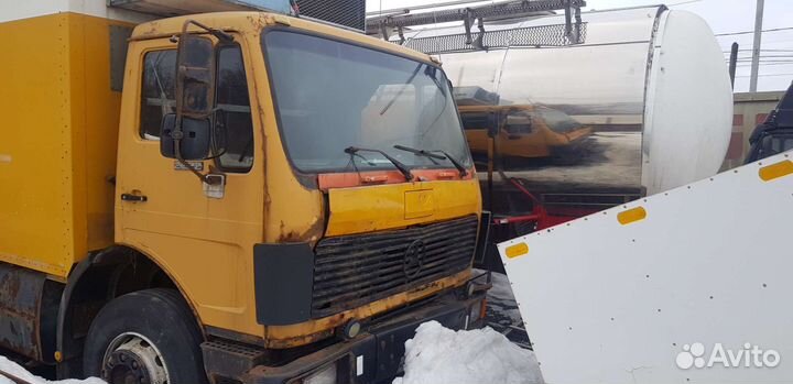 Кабина mercedes atego 2222