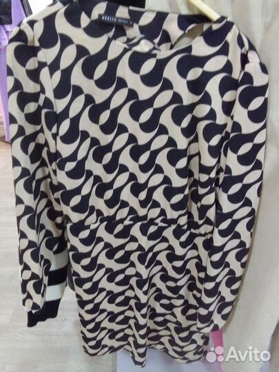 Платье женское 42 44