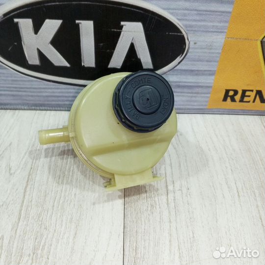 Бачок гидроусилителя гур Nissan terrano D10