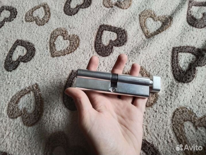 Личинка для замка с вертушкой