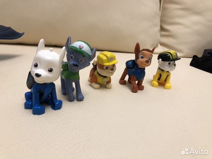 Игрушки животные и собачий патруль