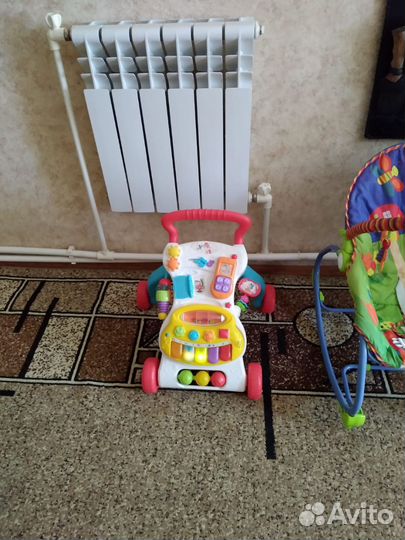 Шезлонг детский