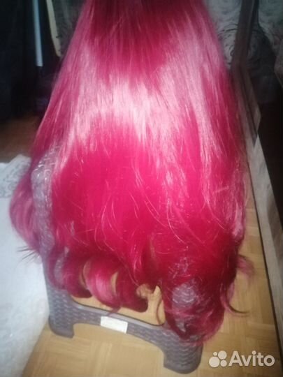 Парик красный