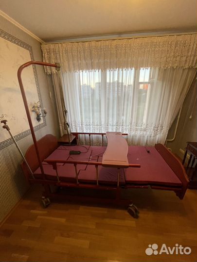 Медицинская кровать для лежачих больных бу