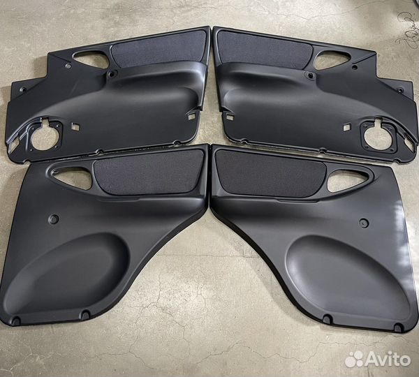 Обшивка дверей а/м Шевроле Нива 2123
