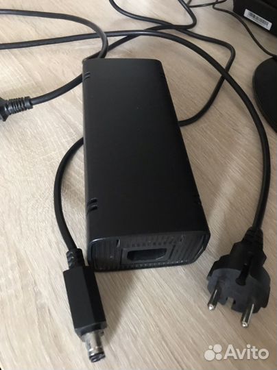 Блок питания для xbox 360 slim