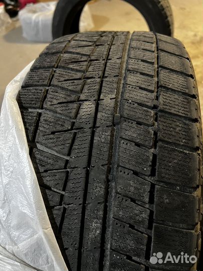 Bridgestone Blizzak Revo GZ 225/50 R17