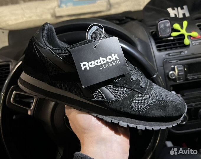 Кроссовки reebok classic (42-43размер )