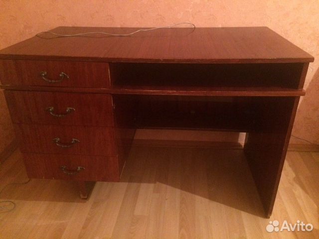 Стол письменный лакированный IKEA икеа