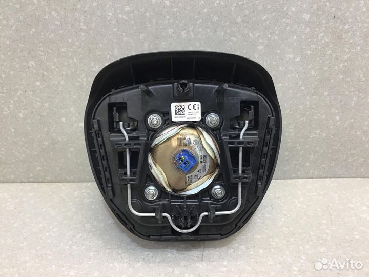 Подушка безопасности в рулевое колесо Renault Kapt