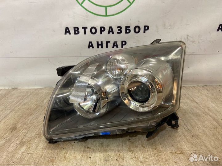 Фара передняя левая Toyota Avensis T25 1zzfe 2008